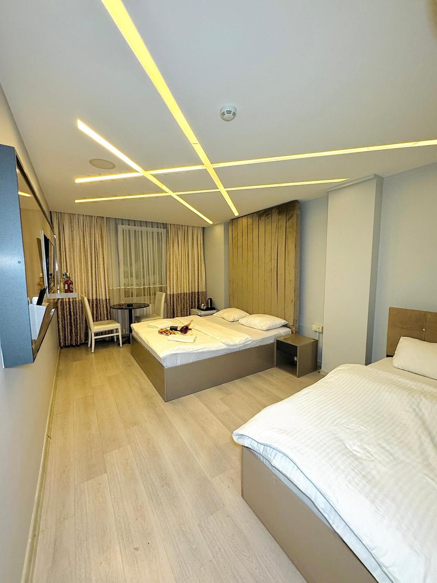 Blueway Hotel Istanbul Eksteriør billede