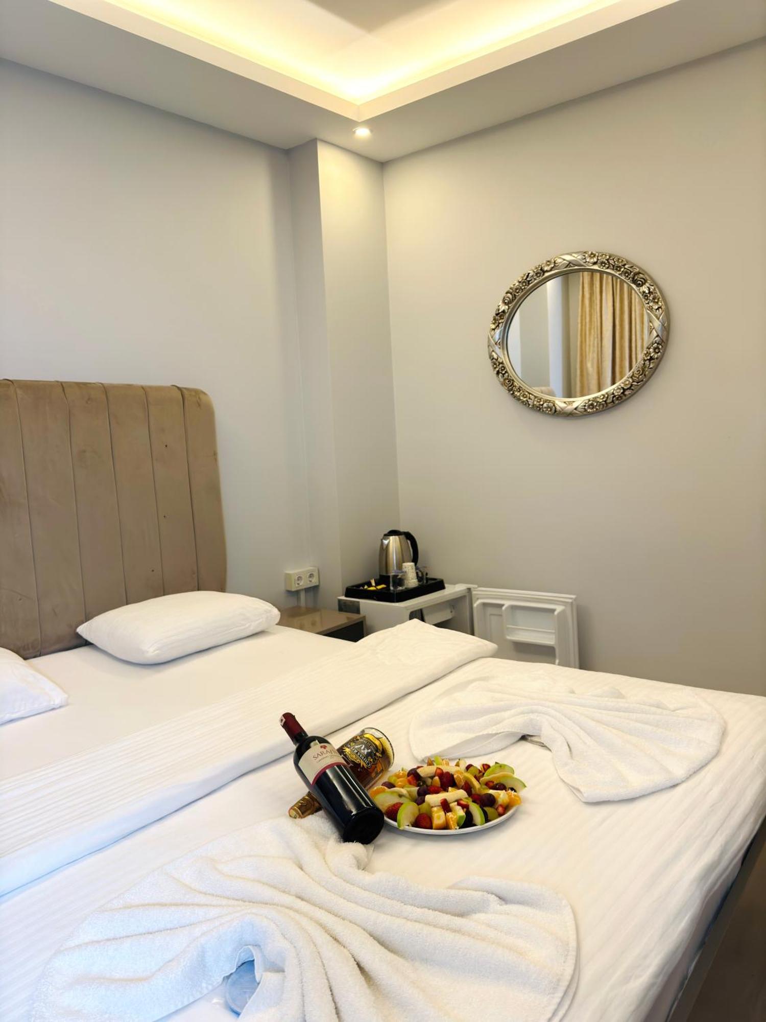 Blueway Hotel Istanbul Eksteriør billede